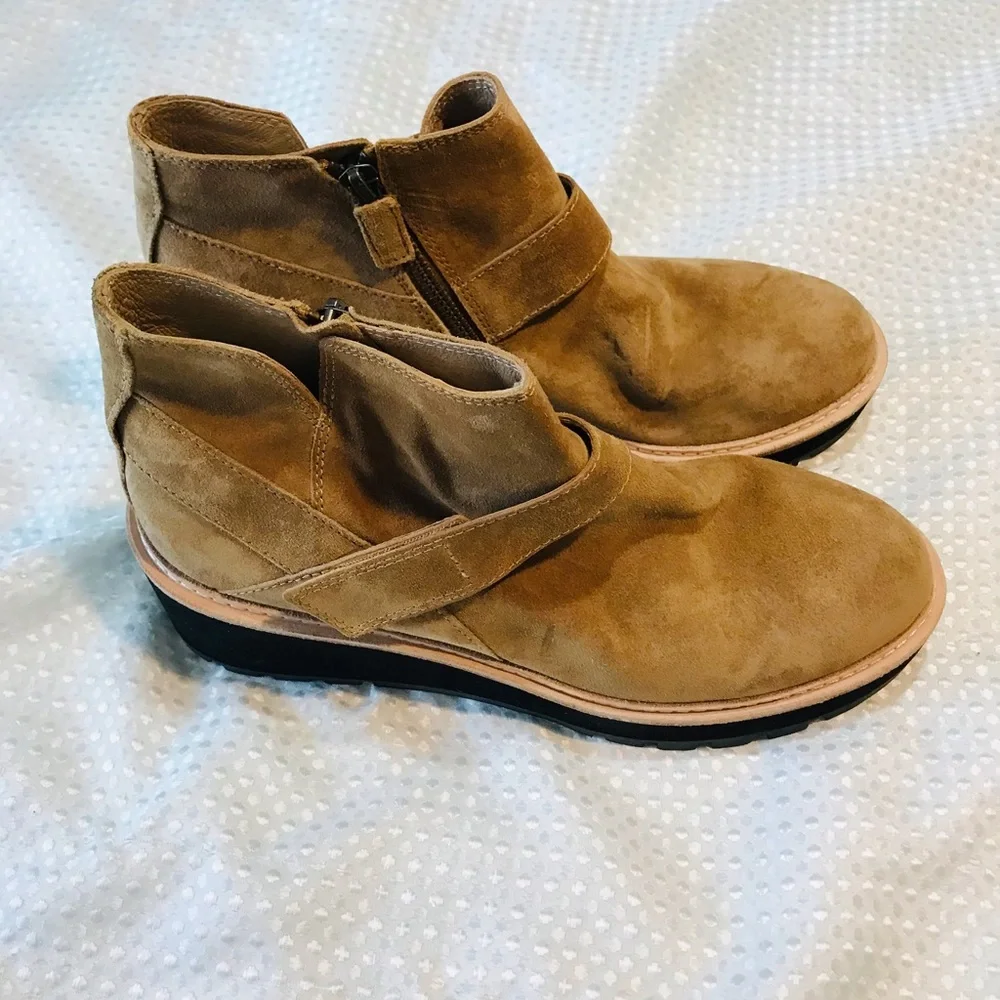 Eileen Fisher cargo leather Platform in brown